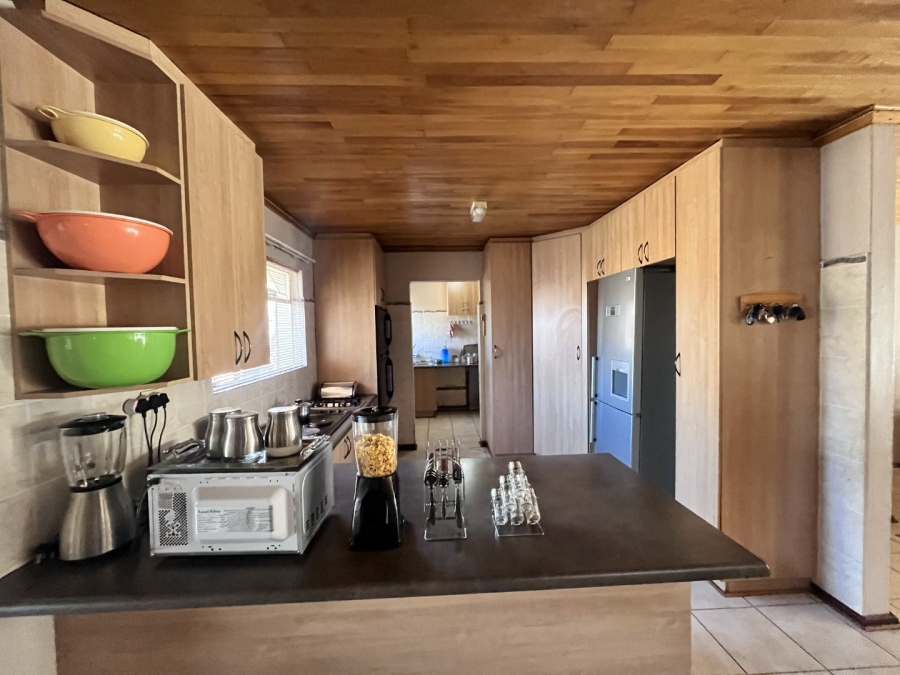 4 Bedroom Property for Sale in Pellissier Free State